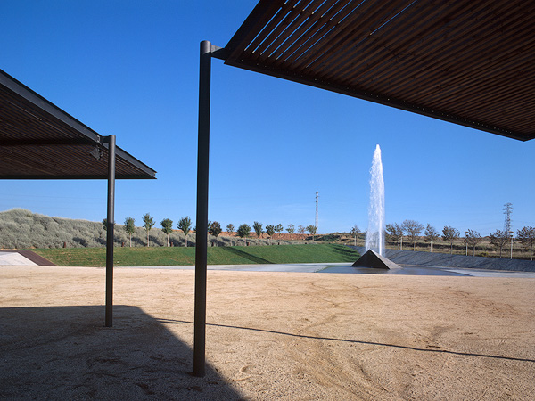 Fotografia d'arquitectura, Parc de Pinetons, Ripollet. Arquitectes: Isidre Santacreu i Claudi Aguiló