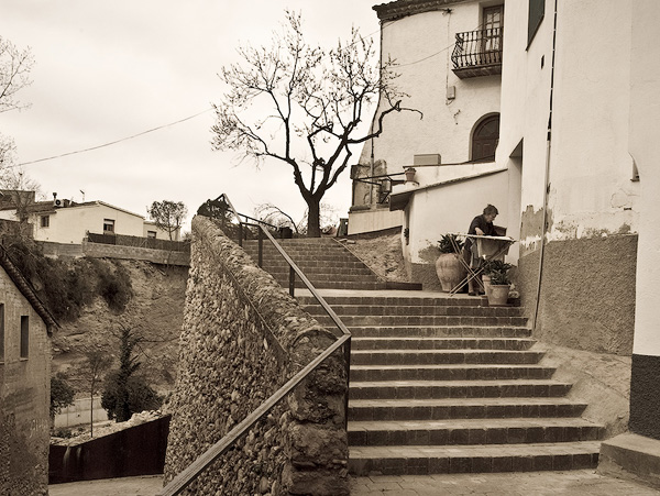 Fotografia d'arquitectura, nova urbanització dels carrers de Torrelavit. Arquitecte: Elisenda Fontova