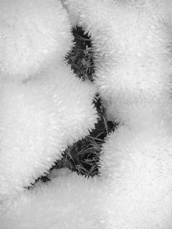 Cristalls de neu a la vall de Llubriqueto, fotografia de paisatge de la sèrie *Muntanyes caminant*