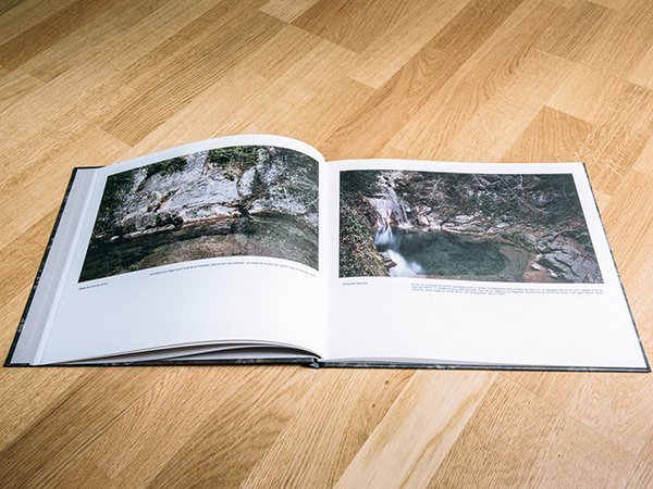 pàgines interiors d'el llibre *El Comte Arnau, Paisatge i Llegenda* amb totes les fotografies del projecte